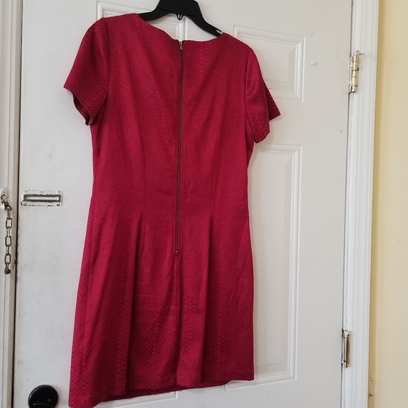 Halo Red Beaded Dress - Picture 9 of 12